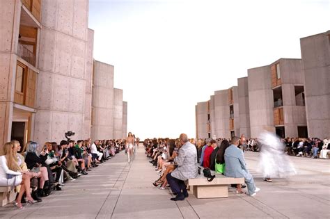 louis vuitton salk institute|Cruise 2023 Destination: Salk Institute.